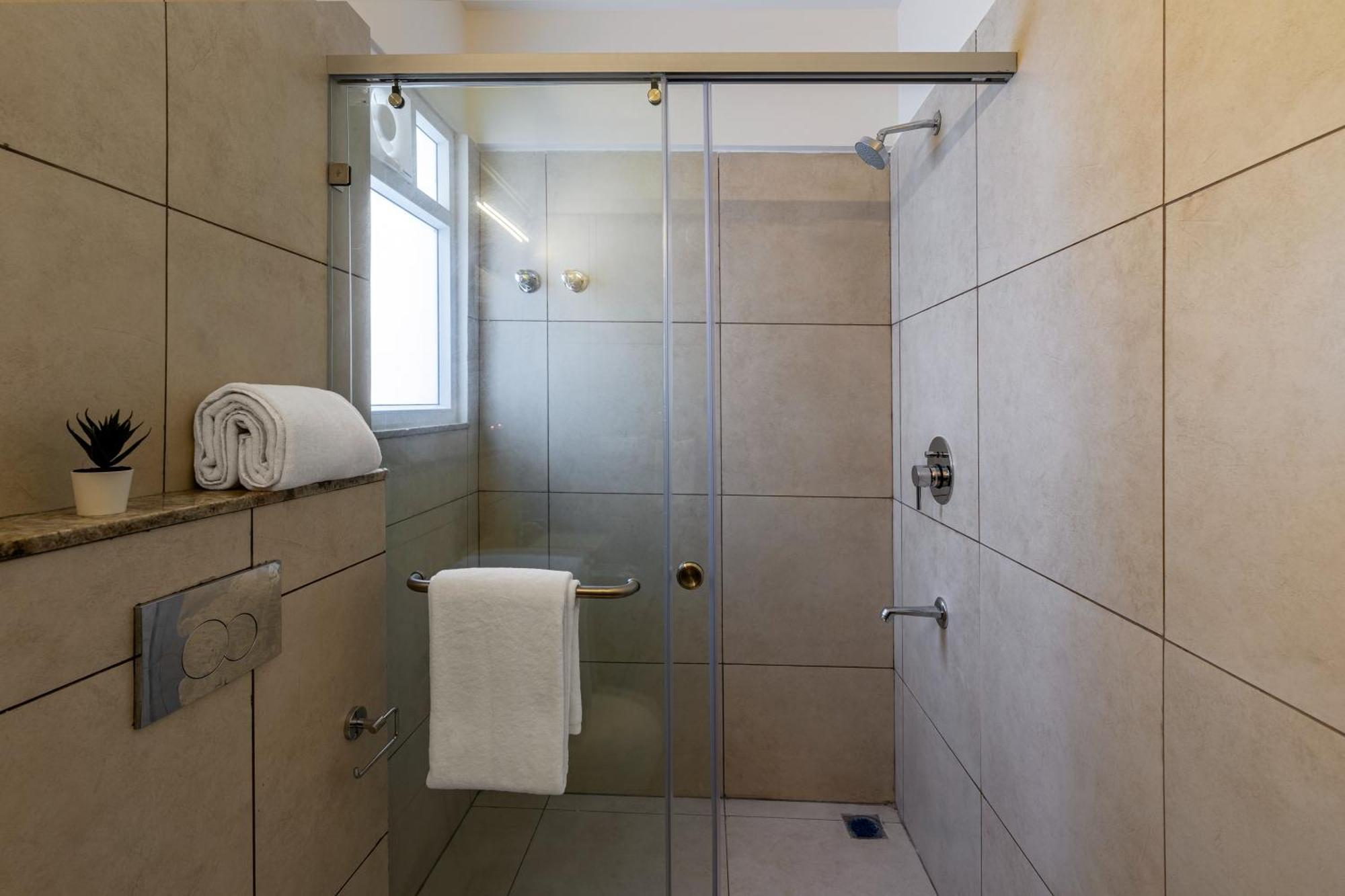 Wandr Hotel- Near Mg Road بنغالور المظهر الخارجي الصورة